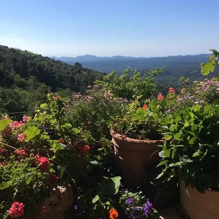 Les Combes Longues Gæstehus